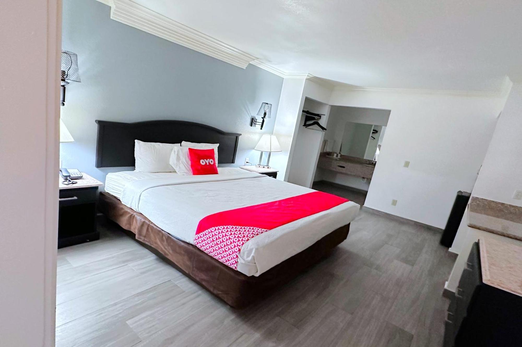 Three Rivers Executive Inn & Suites By Oyo Экстерьер фото