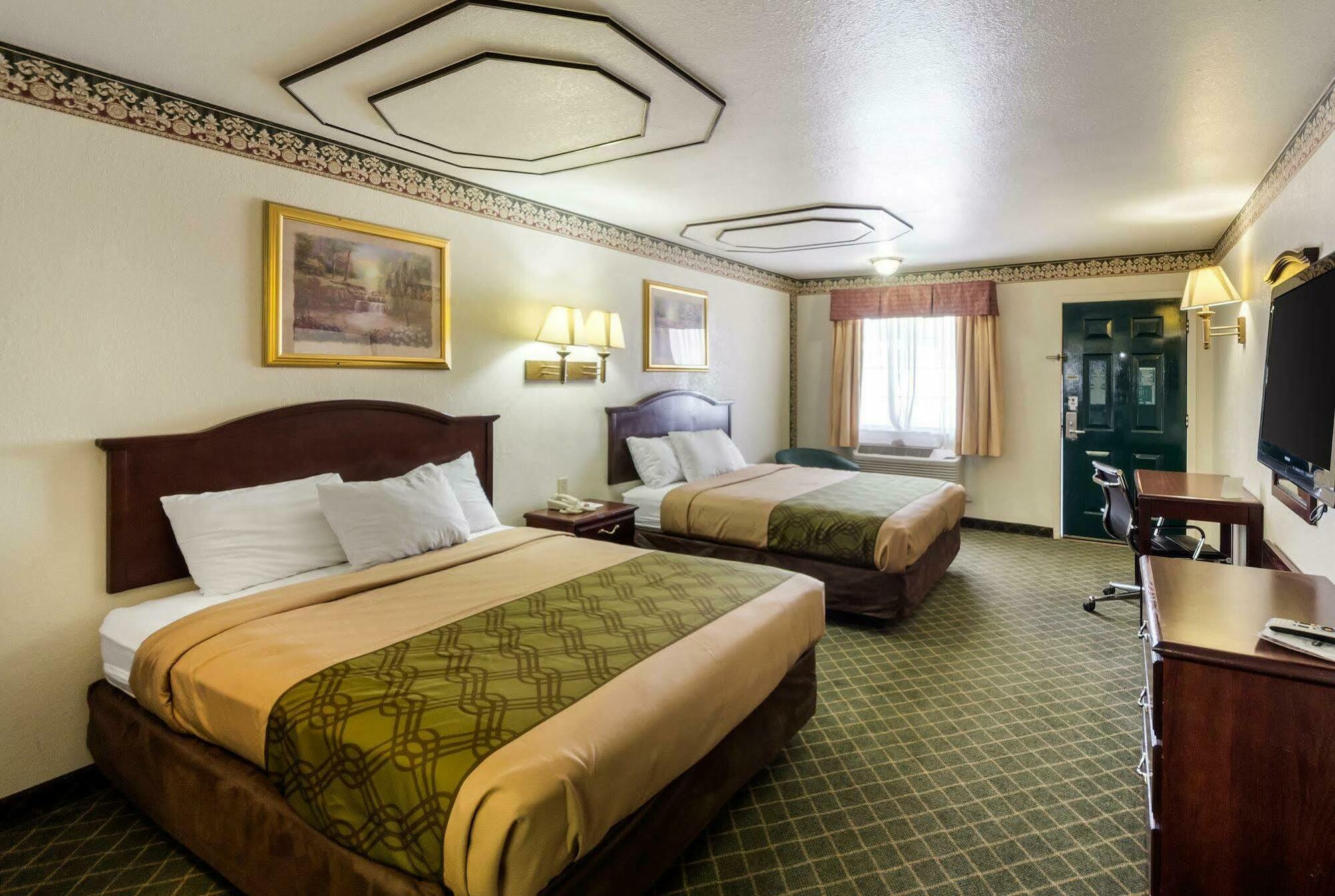 Three Rivers Executive Inn & Suites By Oyo Экстерьер фото